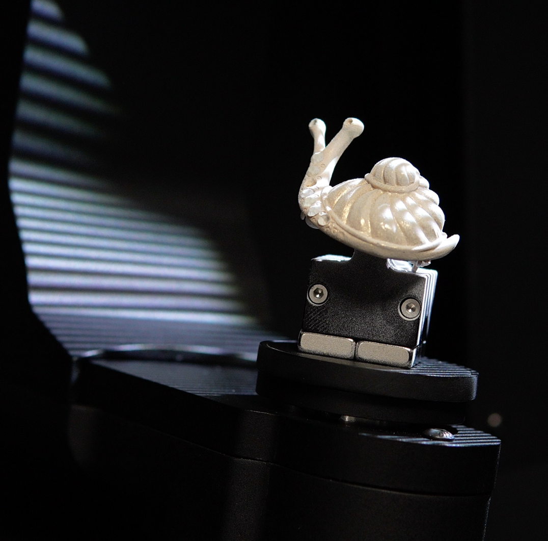 Jewelry captured for reverse engineering and future CAD development